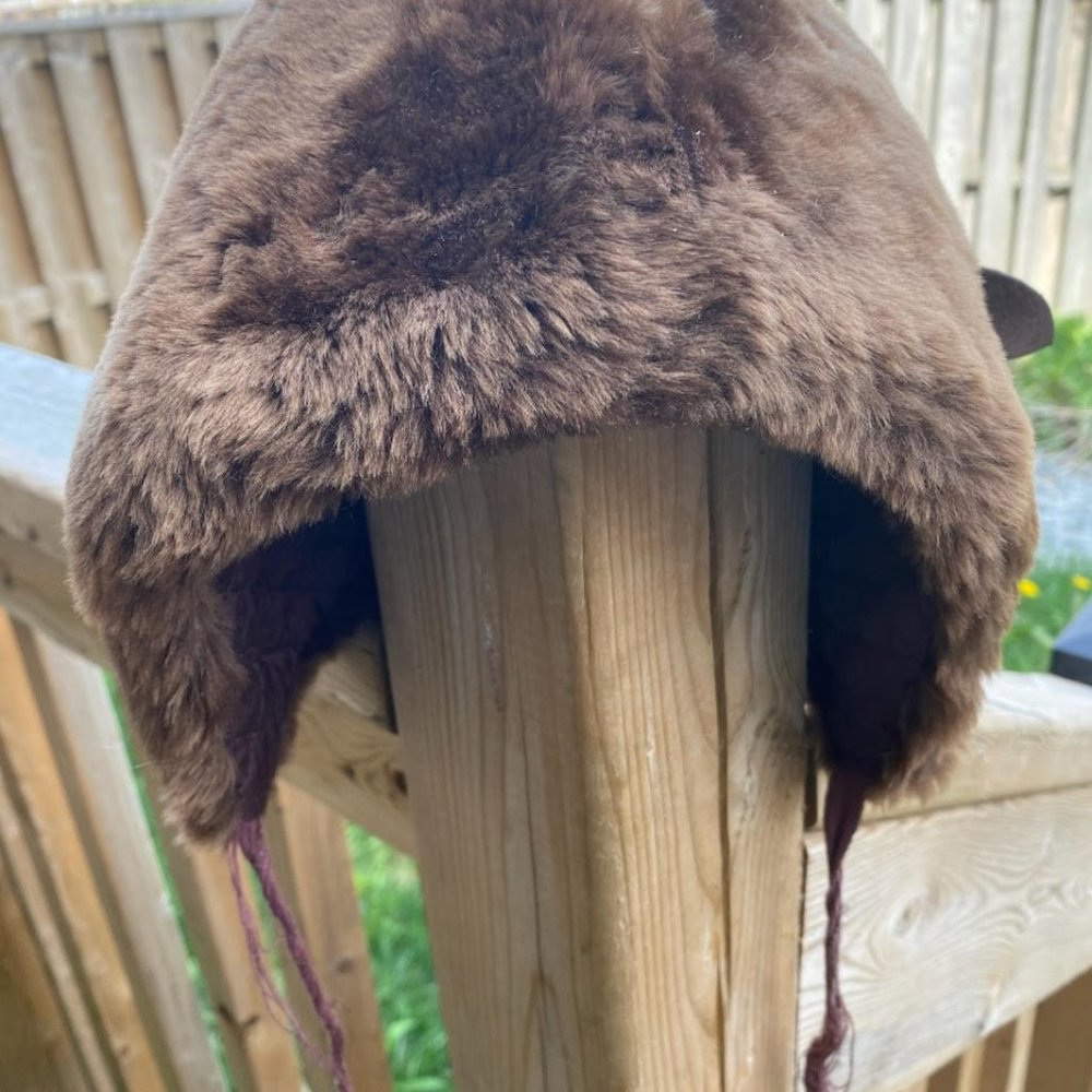 SHEEP FUR GIRLS HAT